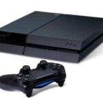 Sony PlayStation PS4 Slim 500gb Standard Color Negro + 4 juegos ( Usada Sin caja)